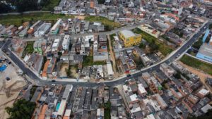 Vista aérea de Fernão de Magalhães x cidade de Itaquaquecetuba