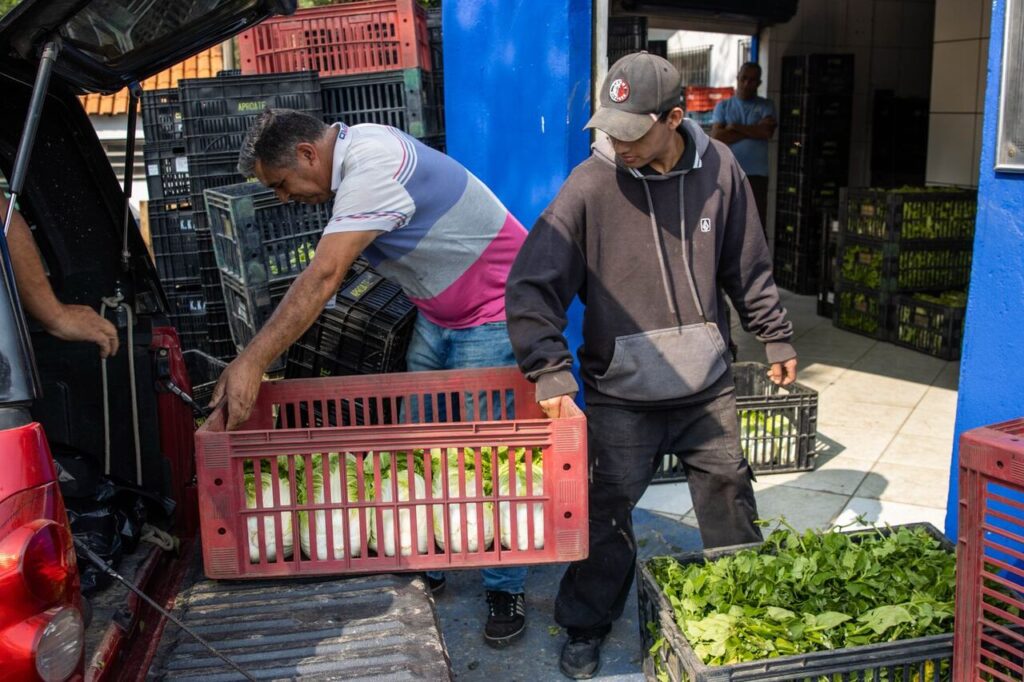 entrega de alimentos às famílias vulneráveis