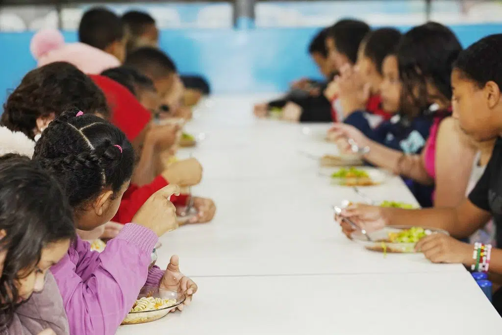almoço nas escolas estaduais nas férias