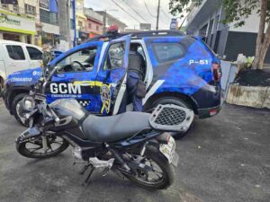 GCM de Itaquá apreende mais de 400 porções de drogas e prende homem em flagrante no feriado