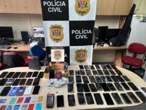 Central de receptação de celulares roubados é desarticulada na zona oeste de SP
