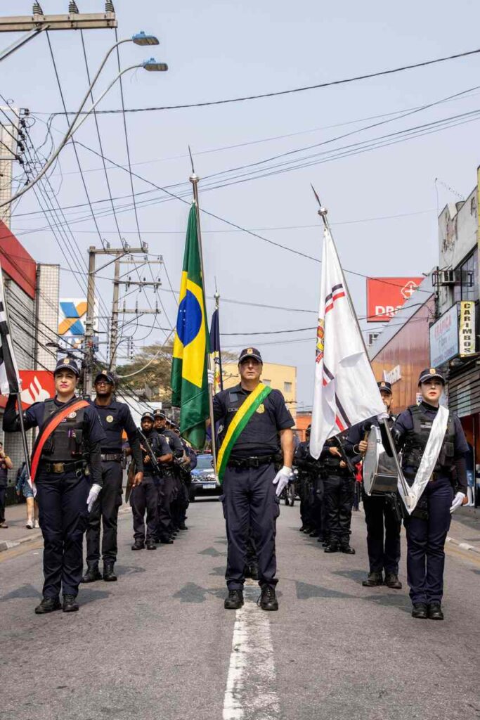 Itaquá celebra Com 2,5 mil participantes, aniversário e Independência com desfile cívico