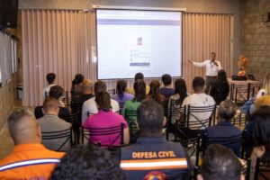 Capacitação marca uso de sistema eletrônico em Itaquá