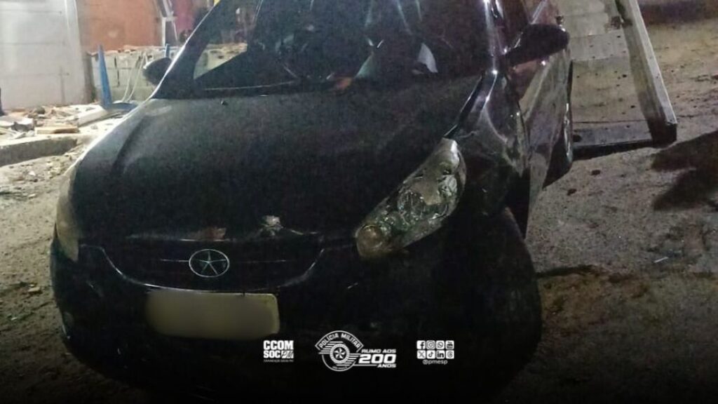 Indivíduo é preso após roubo de veículo em Itaquá