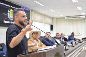 Prefeito anuncia construção de complexo hospitalar