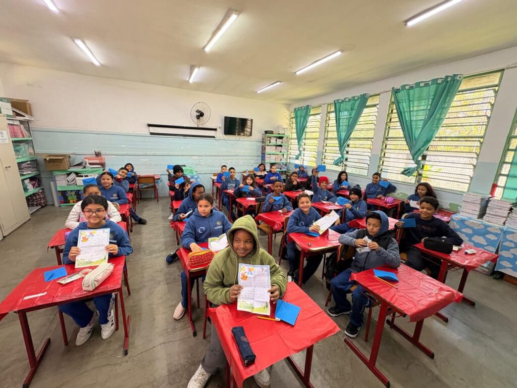 sala de aula x escola