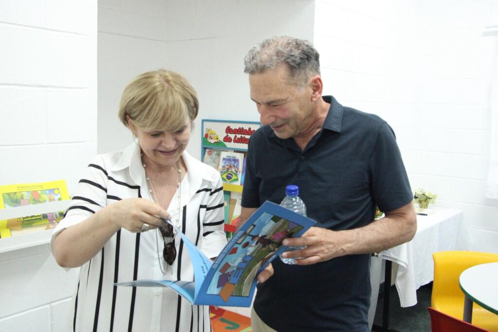 William Ury, antropólogo