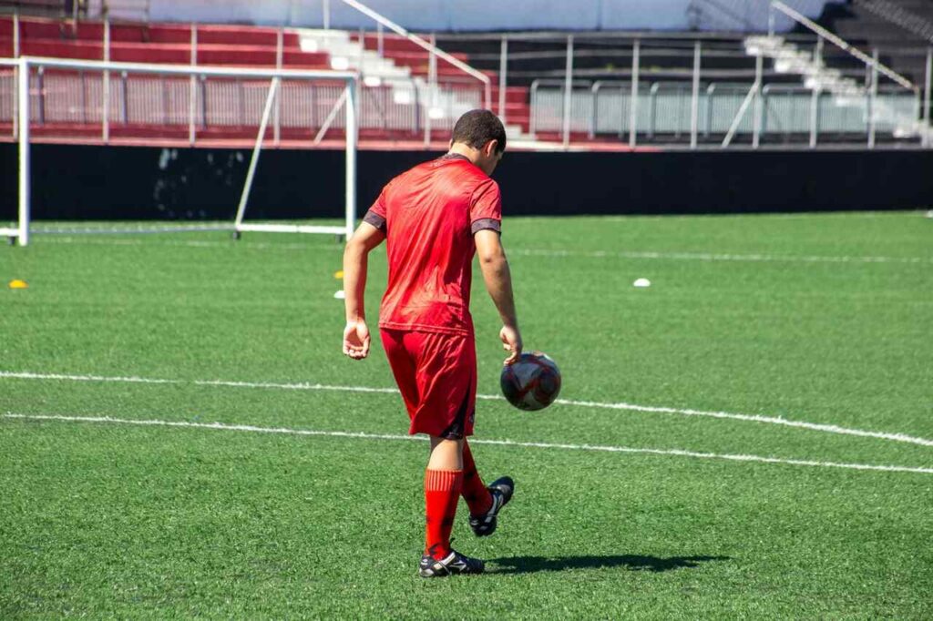 teste de jovem da Fundação Casa no Itaquá Athletico Clube
