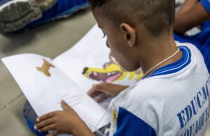 alunos da rede municipal, leitura