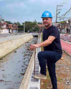 Eduardo Boigues, canalização de córrego
