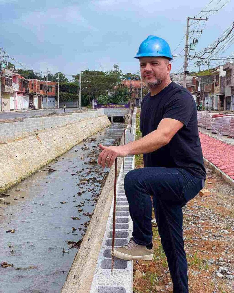 Eduardo Boigues, canalização de córrego