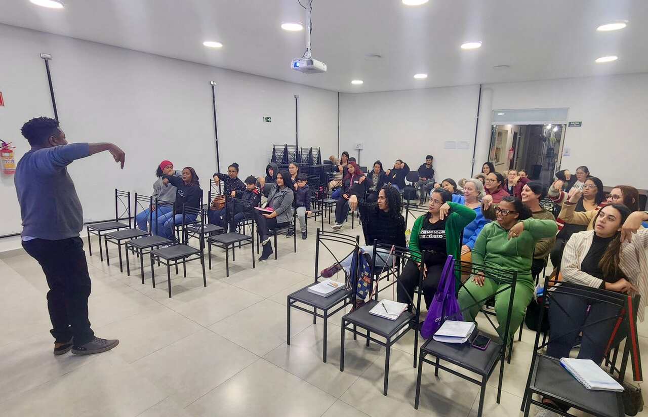 Itaquá abre inscrições para curso gratuito de Libras - Itaquá Repórter