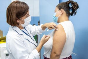 vacina contra a dengue_Easy-Resize.com (1)