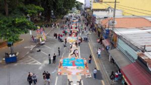Tapetes de Corpus Christi em Itaquá